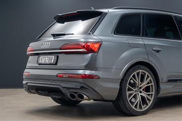 2021 Audi SQ7 - Thumbnail
