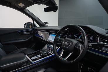2021 Audi SQ7 - Thumbnail