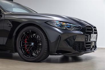 2021 BMW M4 - Thumbnail