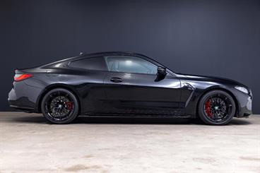 2021 BMW M4 - Thumbnail