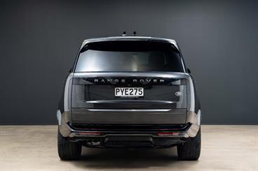 2023 Land Rover Range Rover - Thumbnail