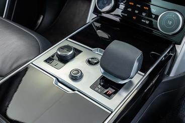 2023 Land Rover Range Rover - Thumbnail