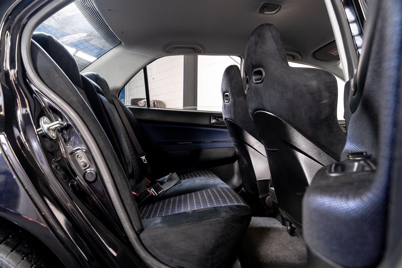 2004 Mitsubishi Lancer