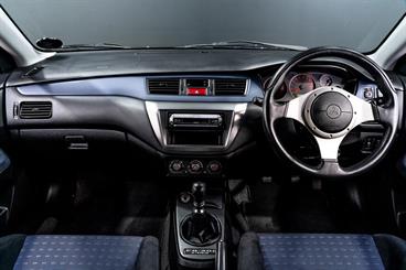 2004 Mitsubishi Lancer - Thumbnail
