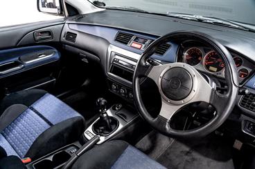 2004 Mitsubishi Lancer - Thumbnail