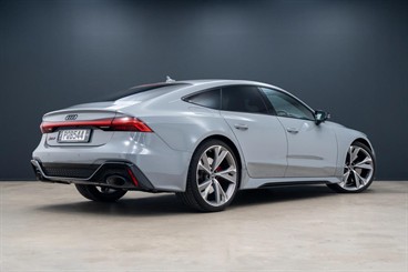 2022 Audi RS7 - Thumbnail