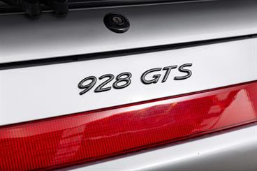1992 Porsche 928 - Thumbnail