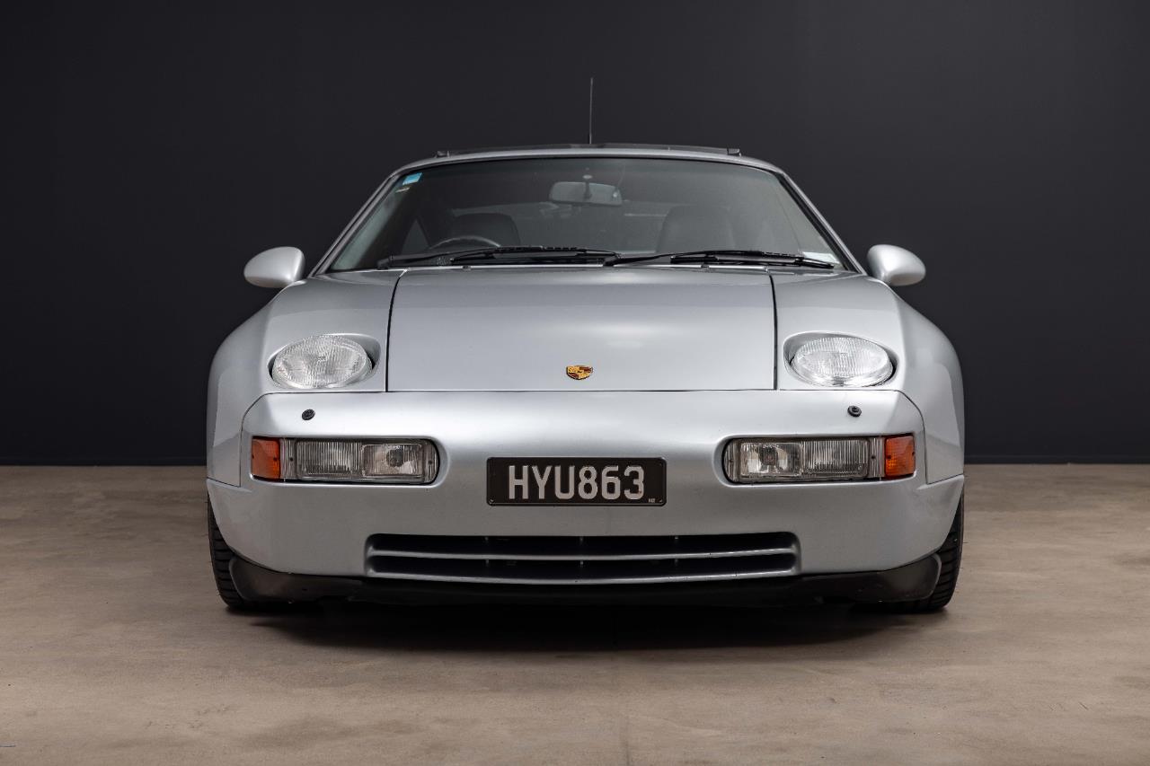 1992 Porsche 928