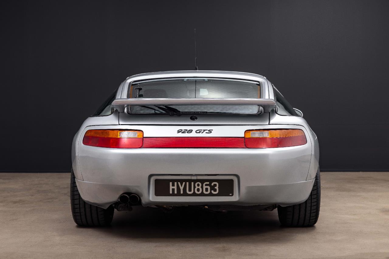 1992 Porsche 928
