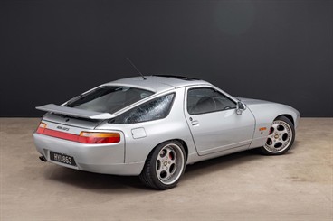 1992 Porsche 928 - Thumbnail