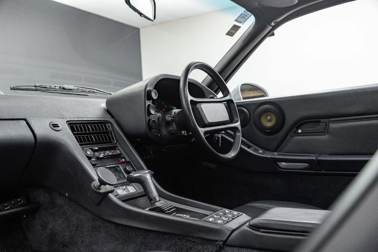 1992 Porsche 928