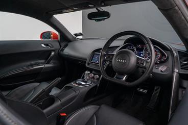 2011 Audi R8 - Thumbnail