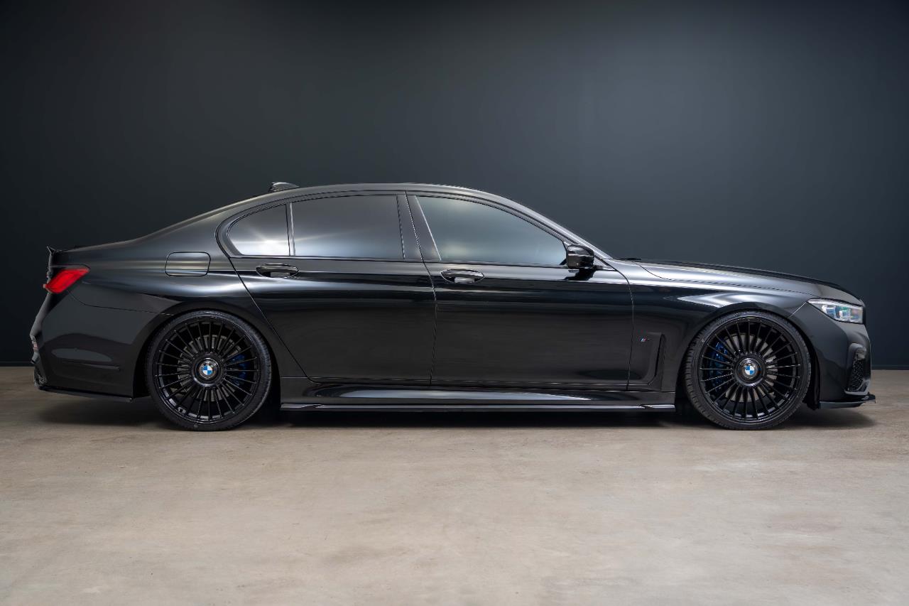 2021 BMW 730D