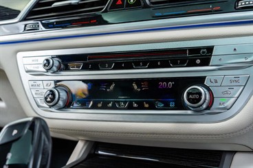 2021 BMW 730D - Thumbnail