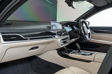 2021 BMW 730D - Thumbnail