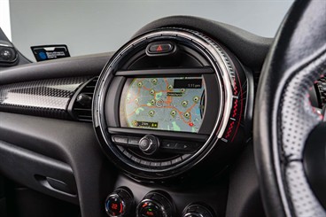 2016 Mini Cooper - Thumbnail