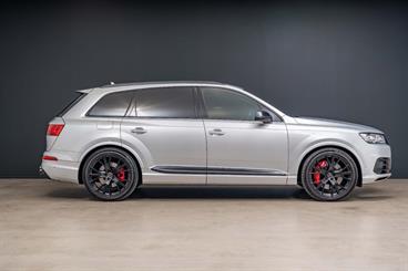 2019 Audi SQ7 - Thumbnail