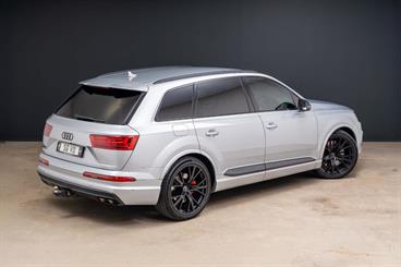 2019 Audi SQ7 - Thumbnail