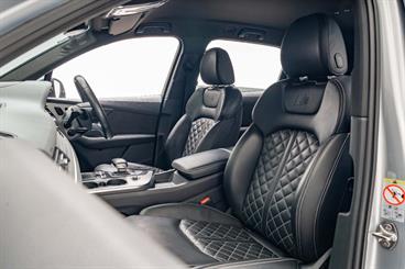 2019 Audi SQ7 - Thumbnail