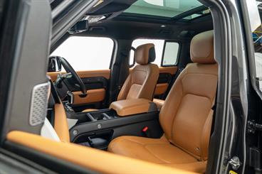 2024 Land Rover Defender - Thumbnail