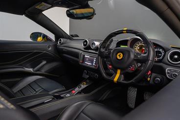 2017 Ferrari California - Thumbnail