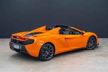 2014 McLaren 650S - Thumbnail