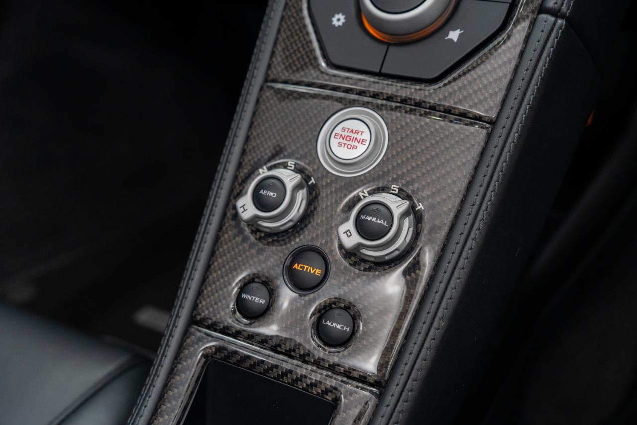 2014 McLaren 650S