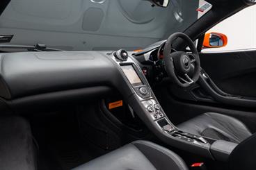 2014 McLaren 650S - Thumbnail