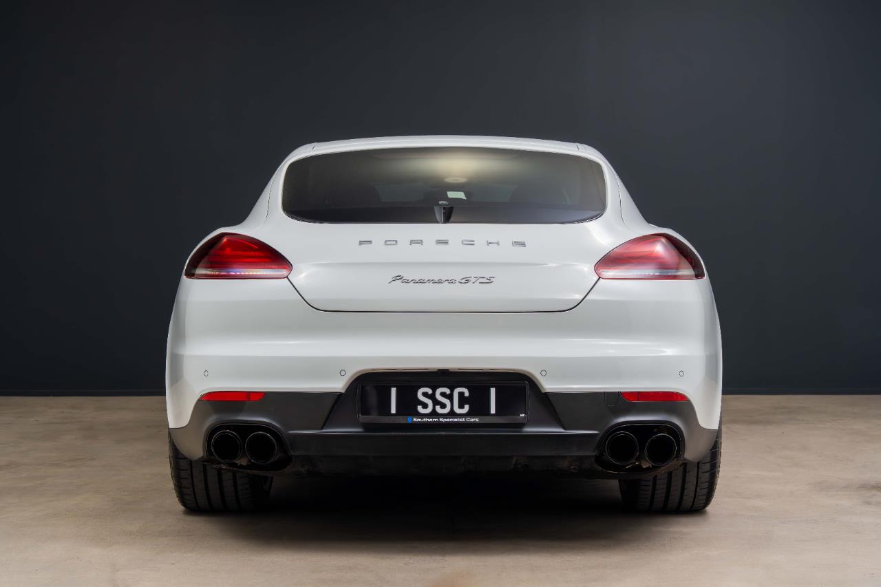 2014 Porsche Panamera