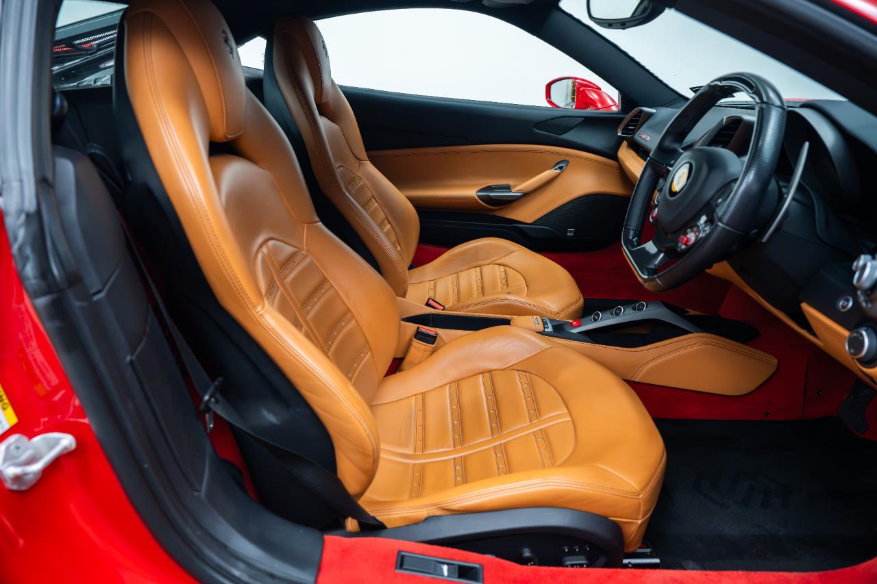 2016 Ferrari 488