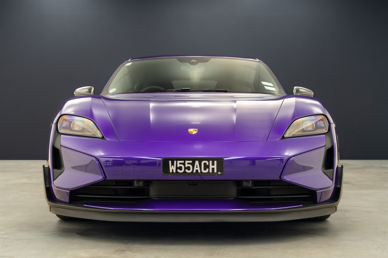 2025 Porsche Taycan