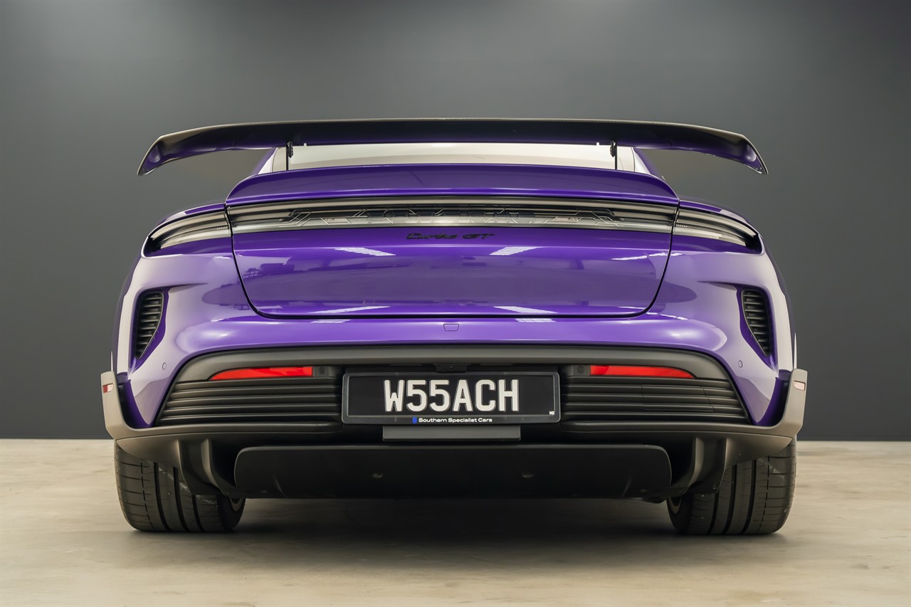 2025 Porsche Taycan