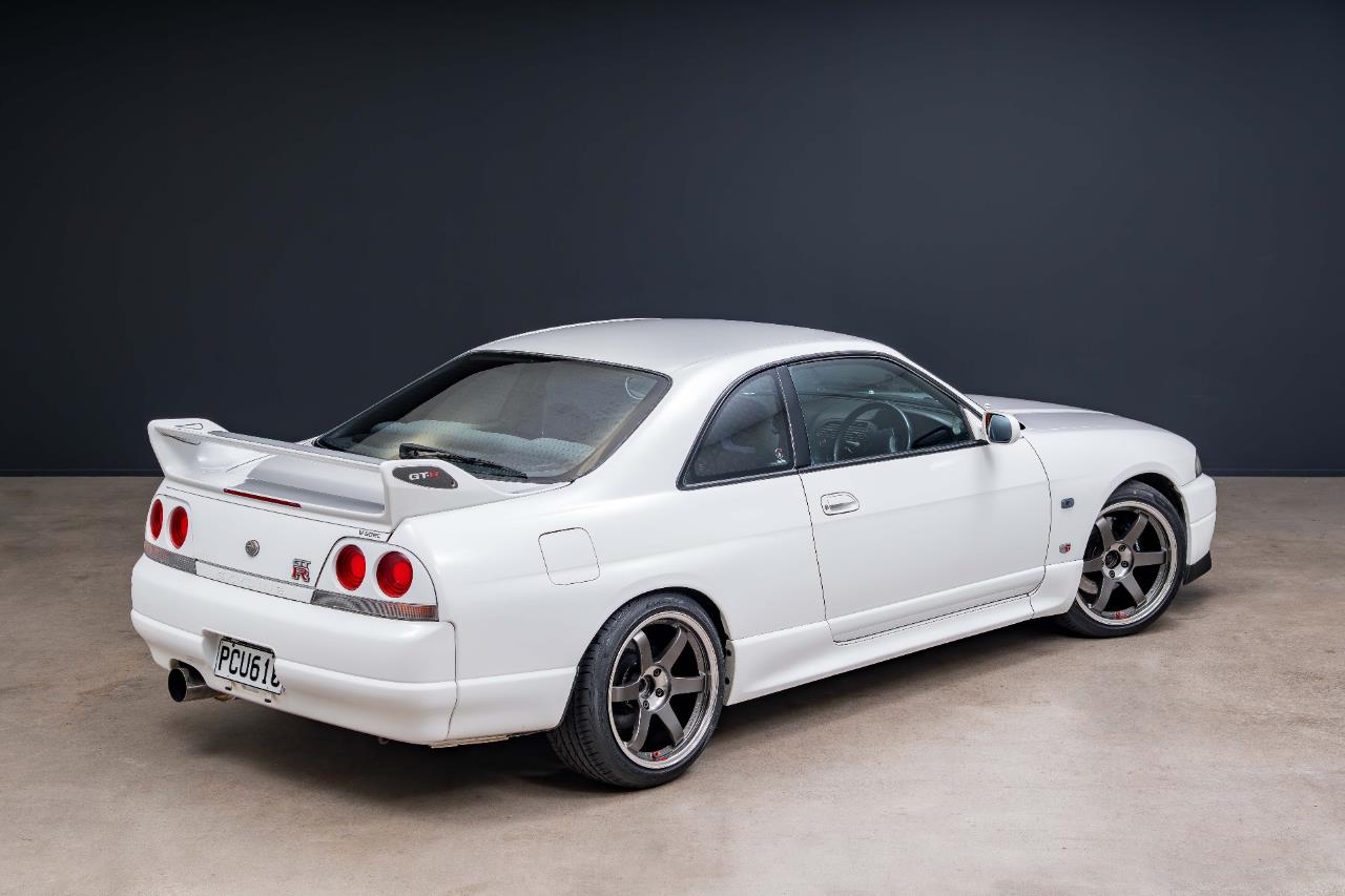 1995 Nissan Skyline