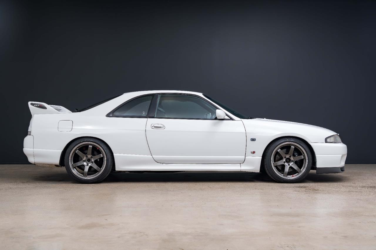 1995 Nissan Skyline