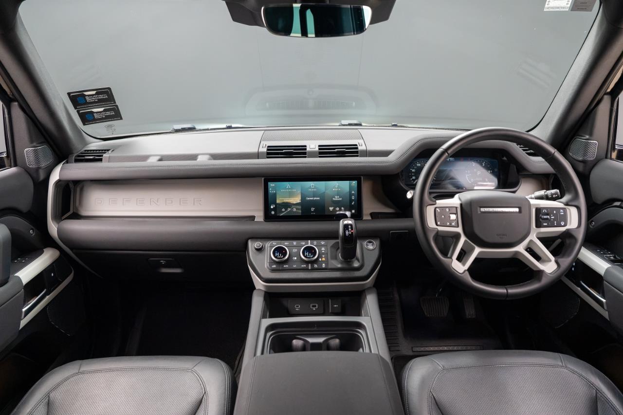 2023 Land Rover Defender