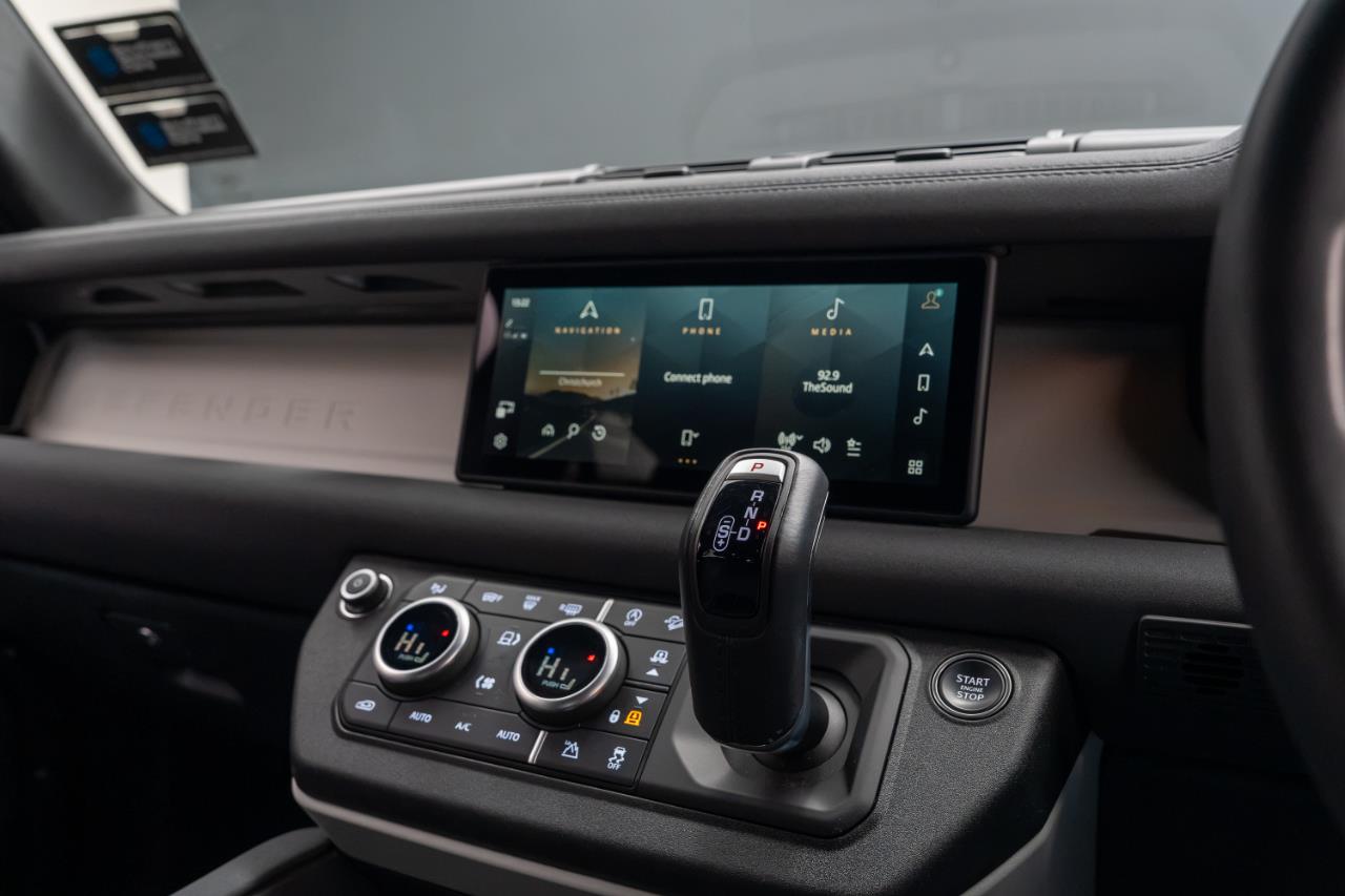 2023 Land Rover Defender