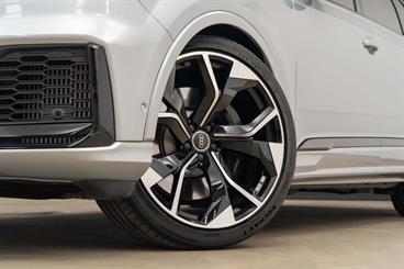 2020 Audi SQ7 - Thumbnail