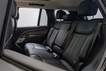 2024 Land Rover Range Rover - Thumbnail