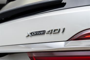 2020 BMW X7 - Thumbnail