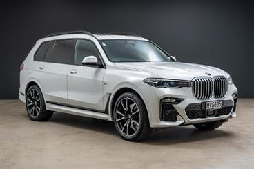 2020 BMW X7 - Thumbnail