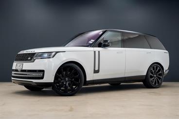 2023 Land Rover Range Rover - Thumbnail