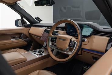 2023 Land Rover Range Rover - Thumbnail