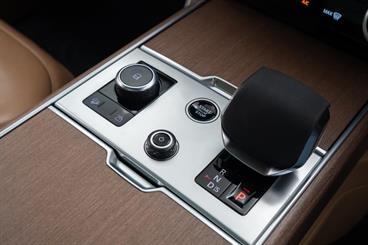 2023 Land Rover Range Rover - Thumbnail