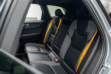 2020 Volvo XC60 - Thumbnail