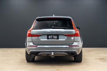 2020 Volvo XC60 - Thumbnail