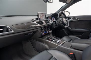 2016 Audi RS6 - Thumbnail