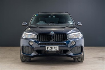 2017 BMW X5 - Thumbnail