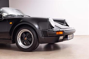 1989 Porsche 911 - Thumbnail