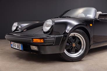 1989 Porsche 911 - Thumbnail