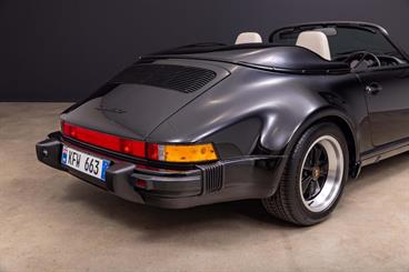 1989 Porsche 911 - Thumbnail